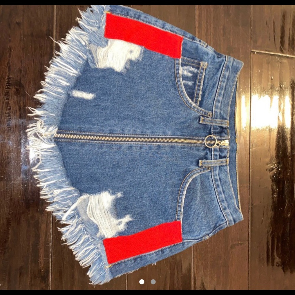 lf skirt with red stripes.